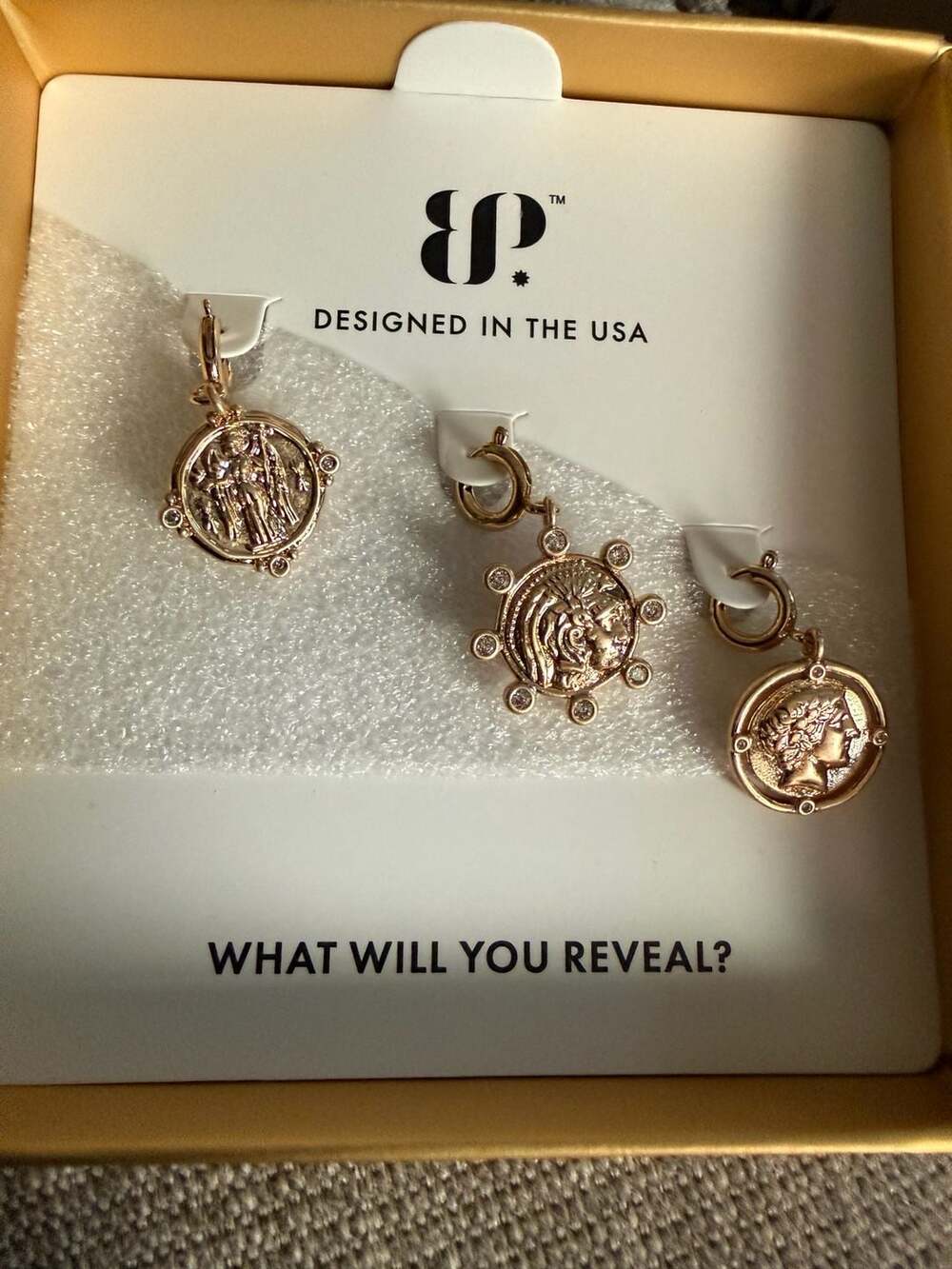 EP Treasures Of Olympus Cubic Zirconia Vintage Gold Plated Charm Set